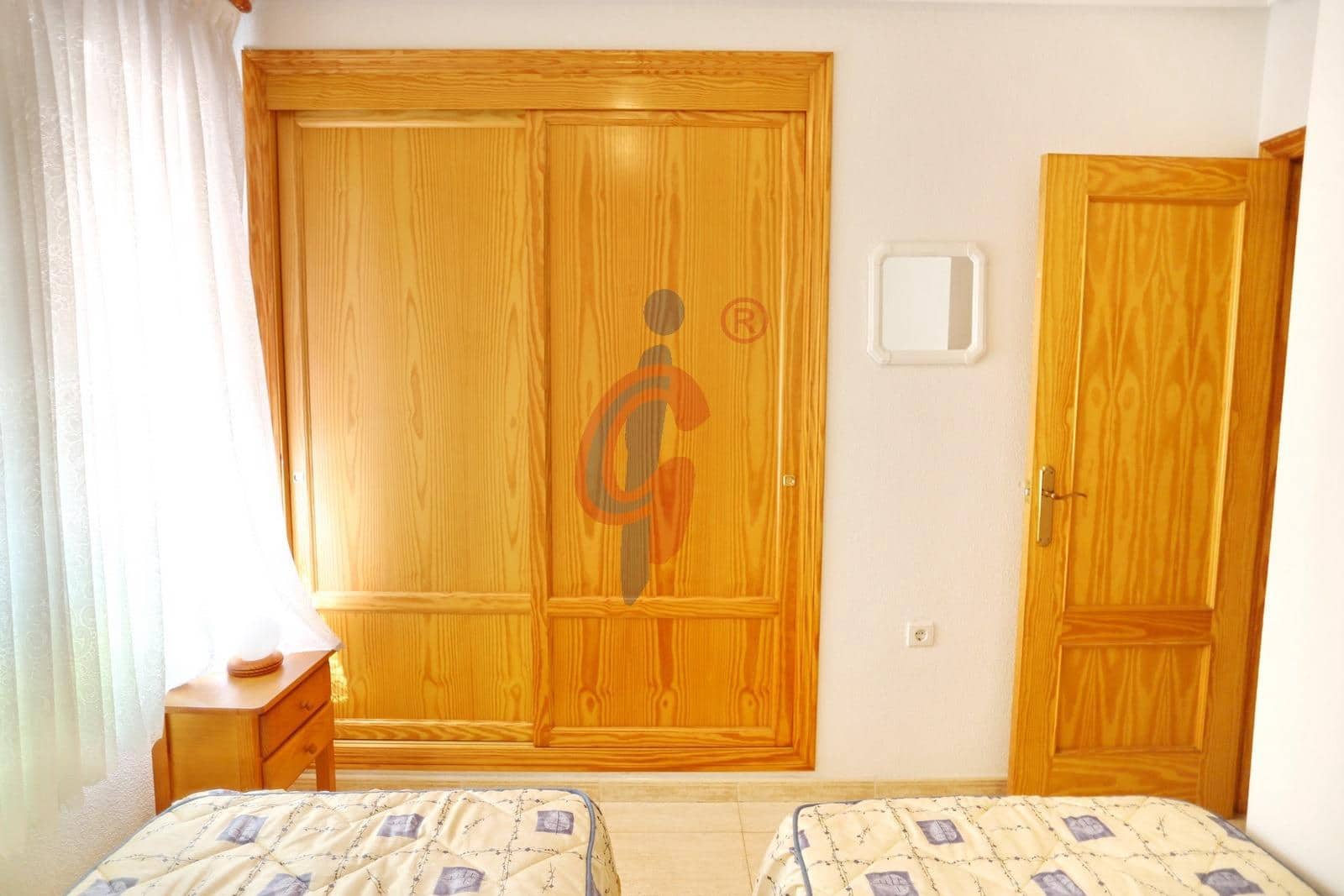 2 soveværelse Lejlighed til salg i Guardamar del Segura med swimmingpool - € 174.990 (Ref: 9970723)