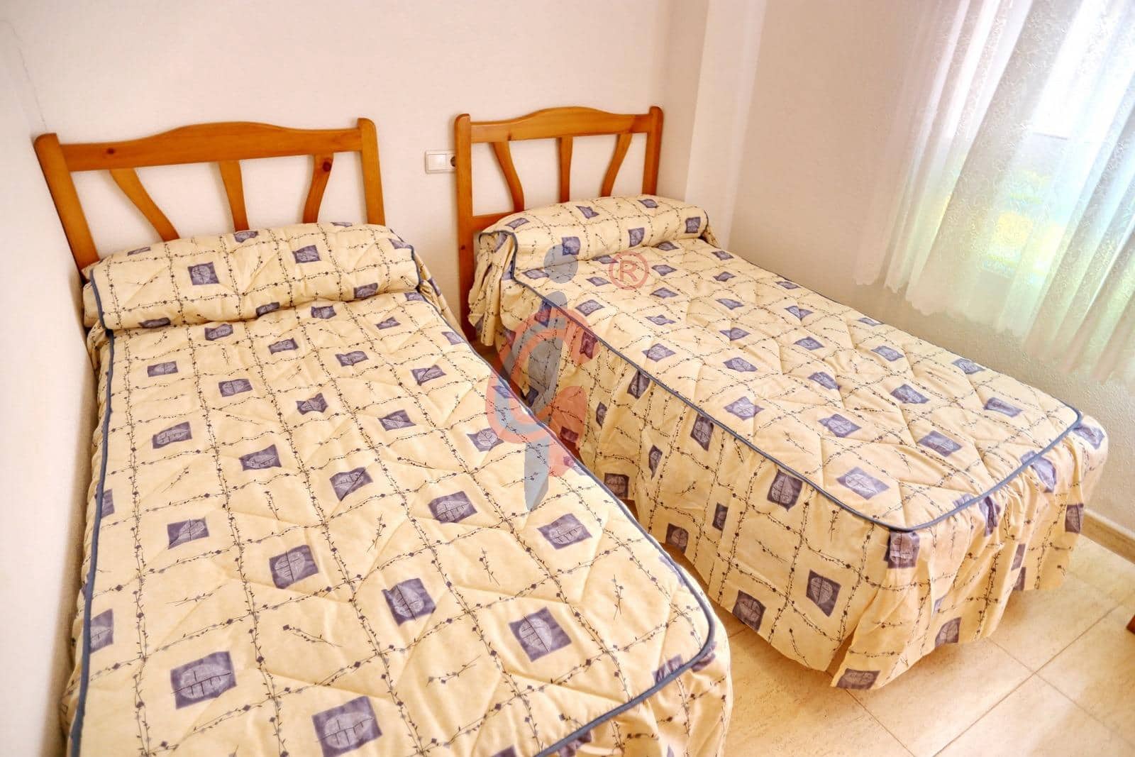 2 soveværelse Lejlighed til salg i Guardamar del Segura med swimmingpool - € 174.990 (Ref: 9970723)
