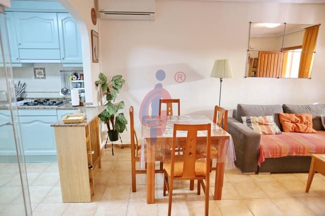 2 soveværelse Semi-Rækkehus til salg i El Edén, Guardamar del Segura med swimmingpool garage - € 155.500 (Ref: 9973395)