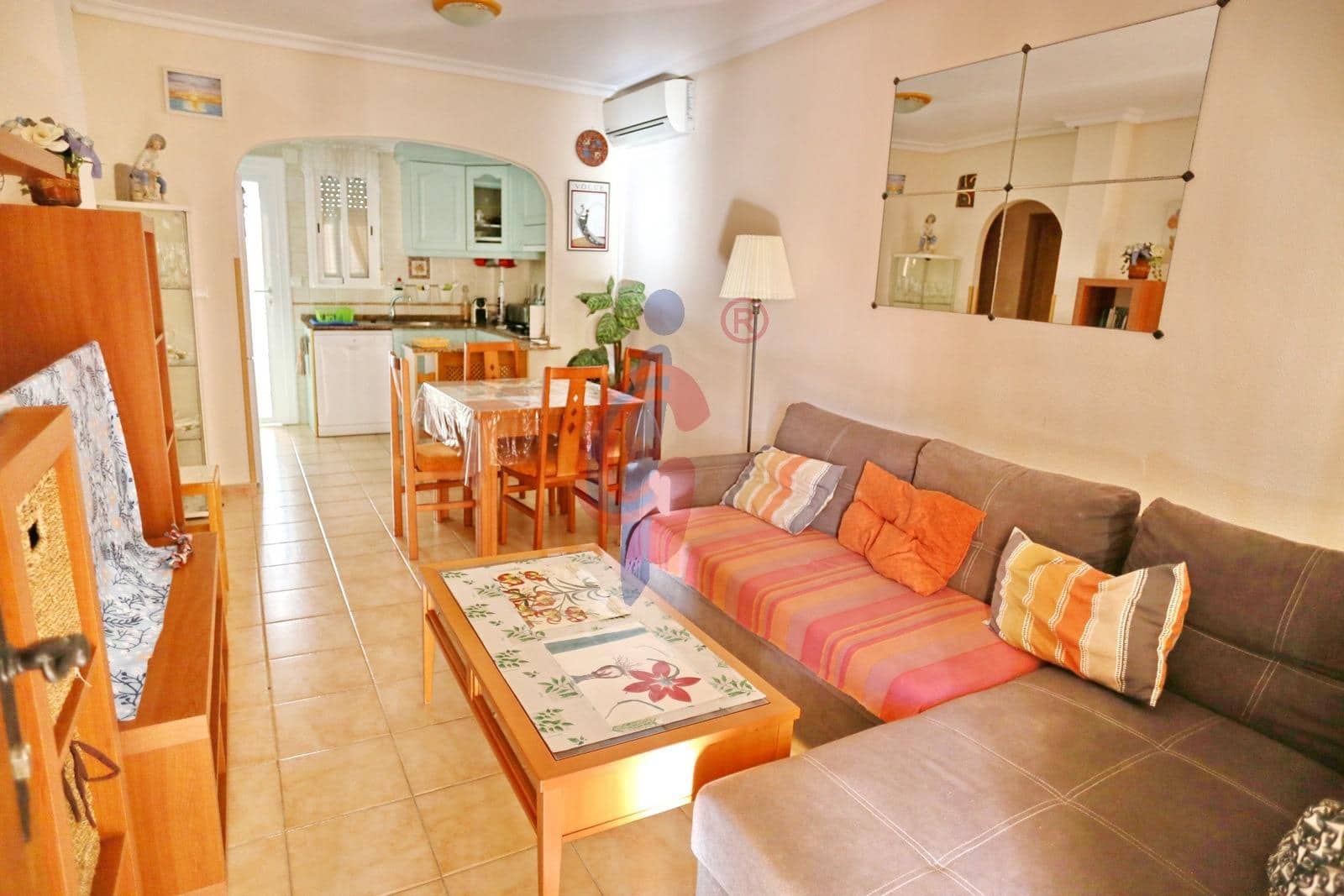 2 bedroom Semi-detached Villa for sale in Guardamar del Segura with pool garage - € 155,500 (Ref: 9973395)
