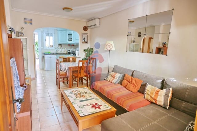 2 soveværelse Semi-Rækkehus til salg i El Edén, Guardamar del Segura med swimmingpool garage - € 155.500 (Ref: 9973395)