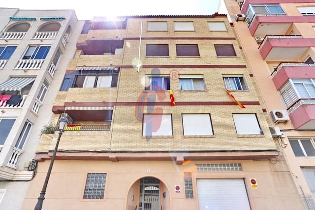 4 soveværelse Lejlighed til salg i Zona Pueblo, Guardamar del Segura - € 245.990 (Ref: 9977416)