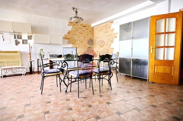 4 soveværelse Lejlighed til salg i Zona Pueblo, Guardamar del Segura - € 245.990 (Ref: 9977416)