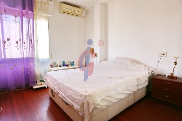 4 soveværelse Lejlighed til salg i Zona Pueblo, Guardamar del Segura - € 245.990 (Ref: 9977416)