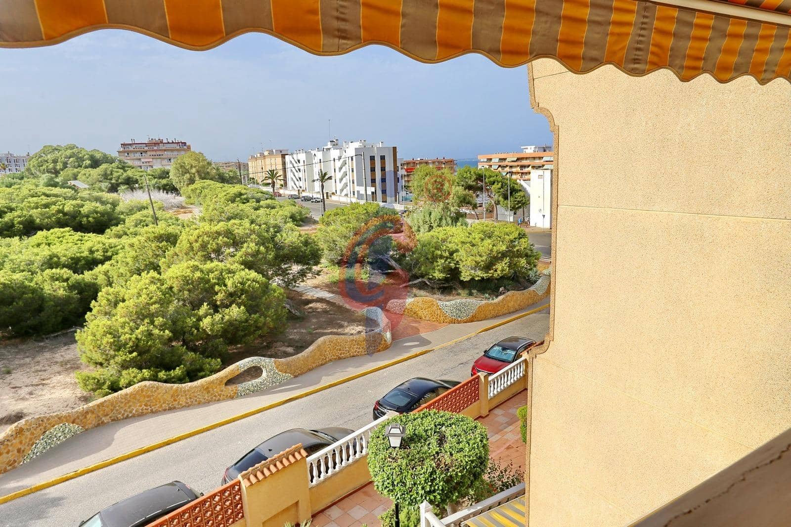 3 soverom Penthouse til salgs i Guardamar del Segura med svømmebasseng - € 294 990 (Ref: 9979811)