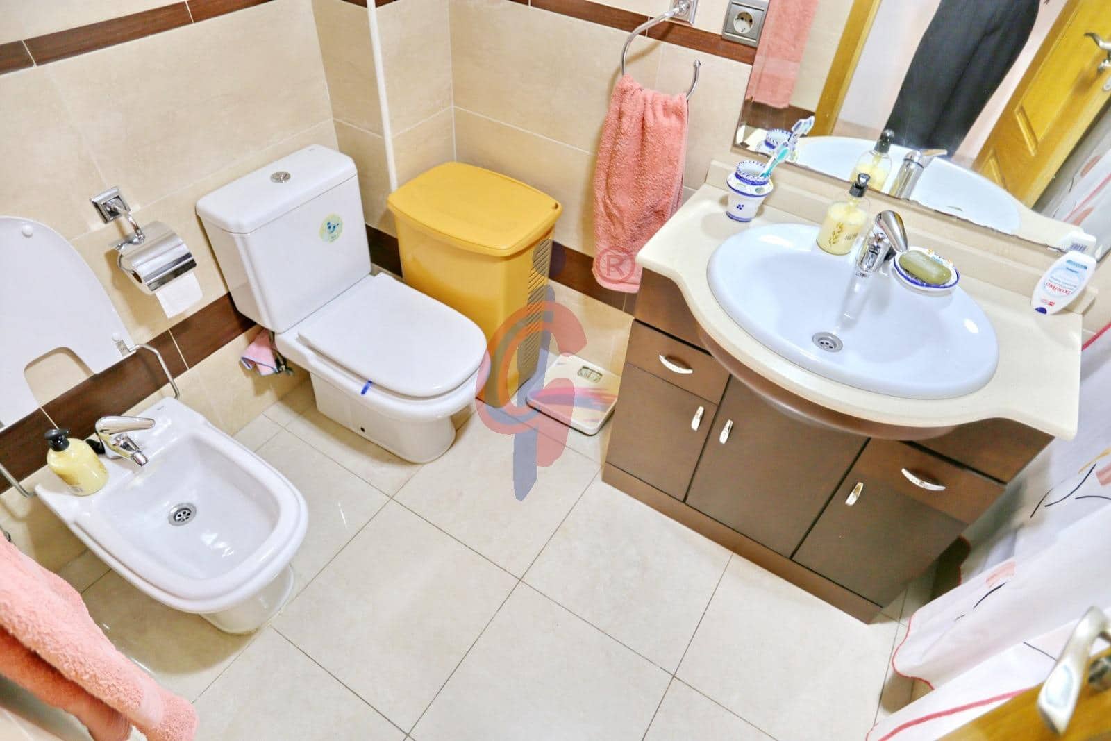 3 chambre Appartement à vendre à Guardamar del Segura avec garage - 299 990 € (Ref: 9983089)