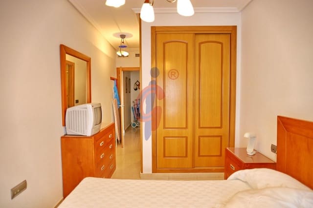 3 soveværelse Lejlighed til salg i Zona Pueblo, Guardamar del Segura med garage - € 299.990 (Ref: 9983089)