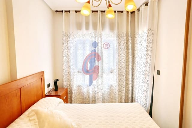 3 soveværelse Lejlighed til salg i Zona Pueblo, Guardamar del Segura med garage - € 299.990 (Ref: 9983089)