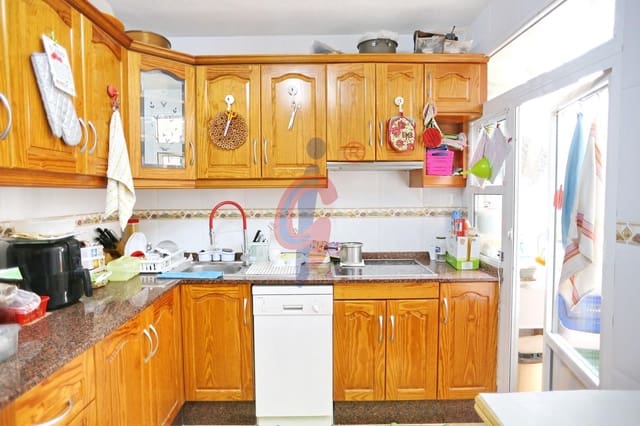 3 bedroom Flat for sale in Zona Pueblo, Guardamar del Segura - € 149,990 (Ref: 9983090)