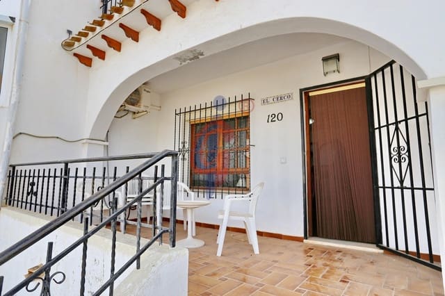 2 soverom Rekkehus til salgs i Aguas Nuevas, Torrevieja med svømmebasseng - € 179 990 (Ref: 9985066)