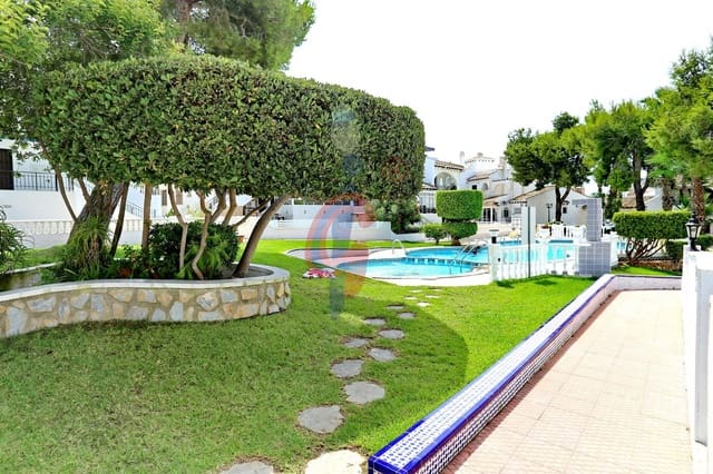 2 soverom Rekkehus til salgs i Aguas Nuevas, Torrevieja med svømmebasseng - € 179 990 (Ref: 9985066)