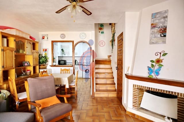 2 soverom Rekkehus til salgs i Aguas Nuevas, Torrevieja med svømmebasseng - € 179 990 (Ref: 9985066)