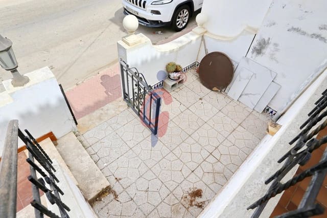 2 soverom Rekkehus til salgs i Aguas Nuevas, Torrevieja med svømmebasseng - € 179 990 (Ref: 9985066)