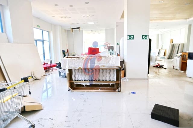 Erhverv til salg i Puerto Deportivo, Guardamar del Segura - € 449.990 (Ref: 9990801)