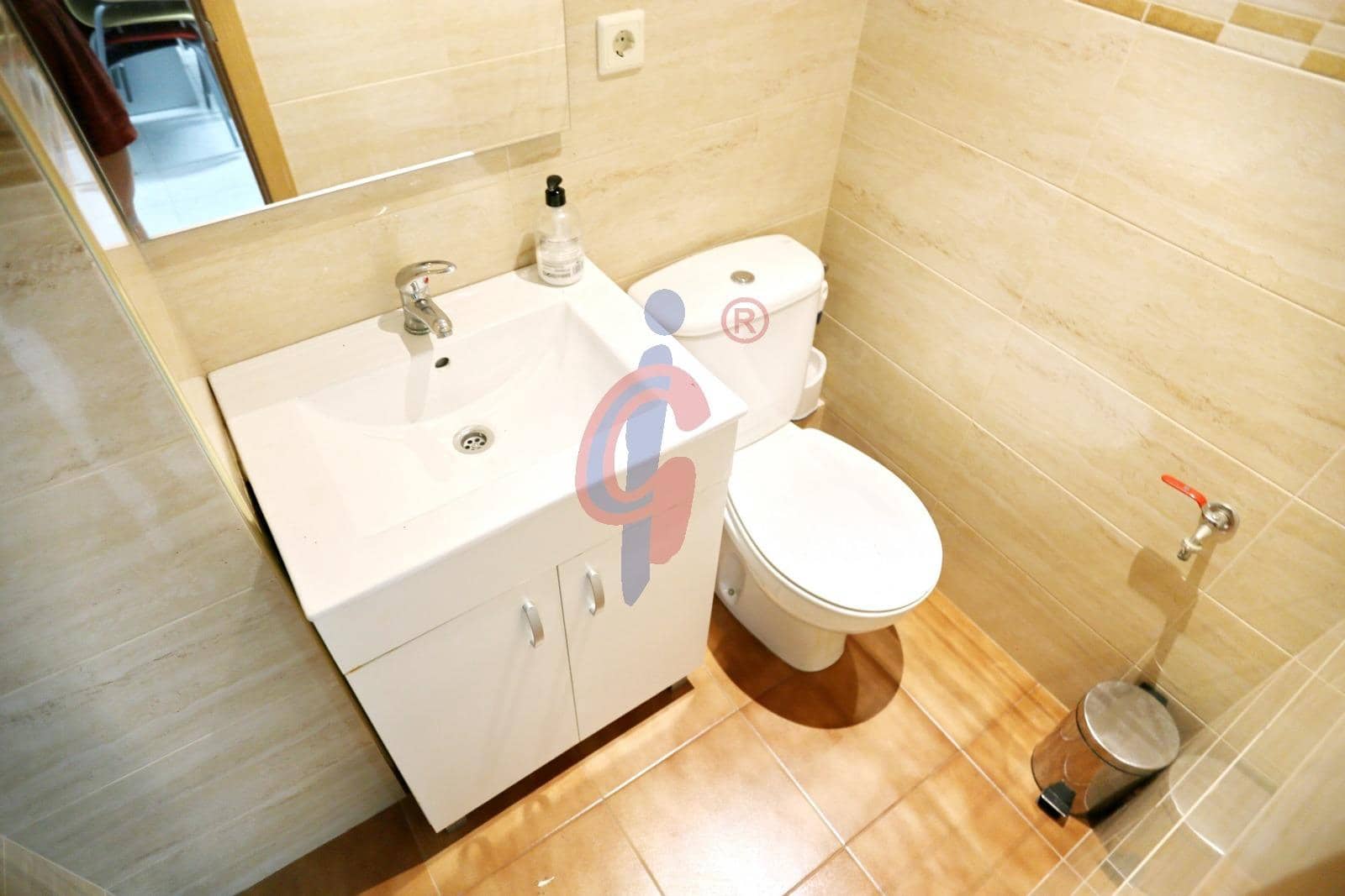 Local Comercial de 3 habitaciones en Guardamar del Segura en venta - 139.990 € (Ref: 9990802)