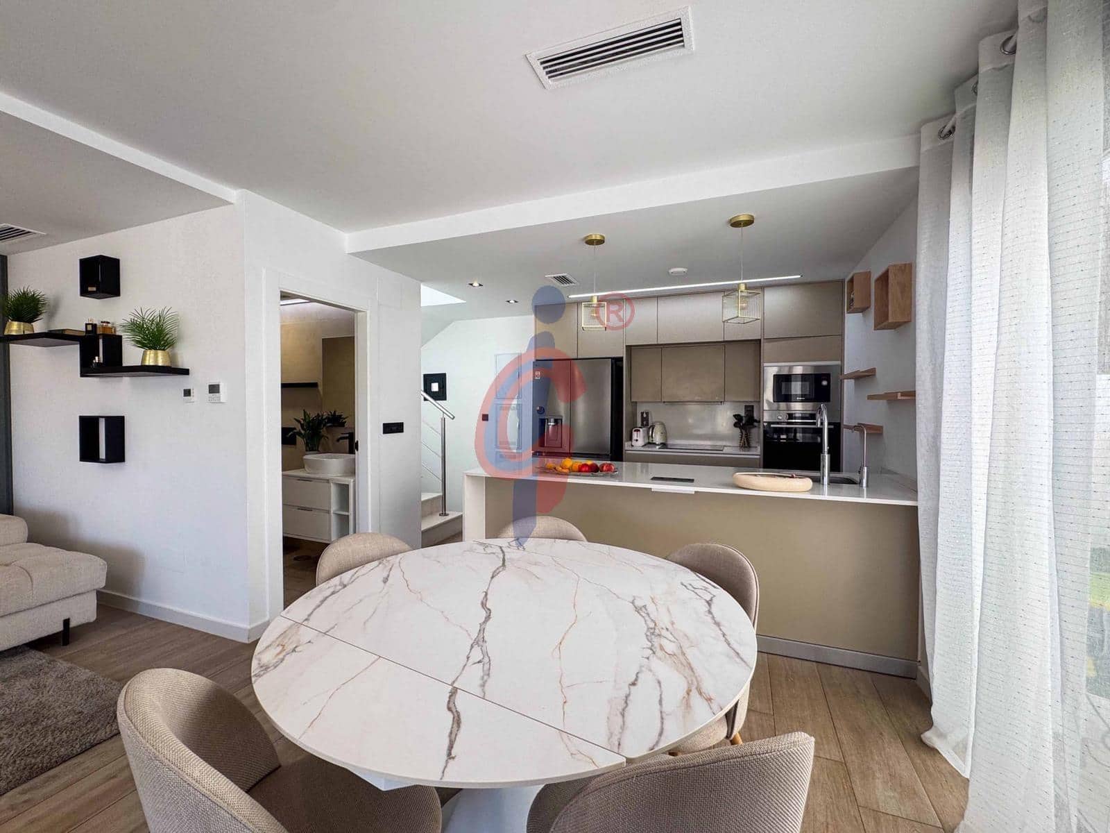 5 quarto Moradia para venda em Orihuela Costa com piscina garagem - 790 000 € (Ref: 9990803)