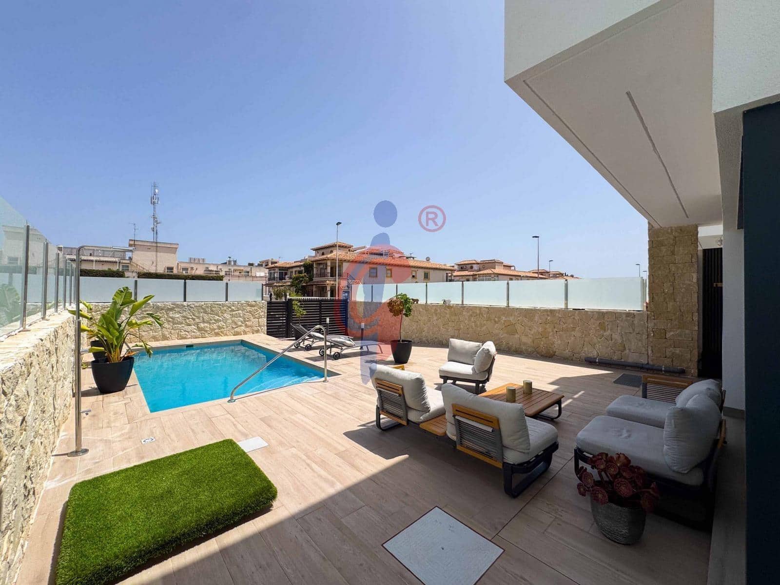 5 quarto Moradia para venda em Orihuela Costa com piscina garagem - 790 000 € (Ref: 9990803)