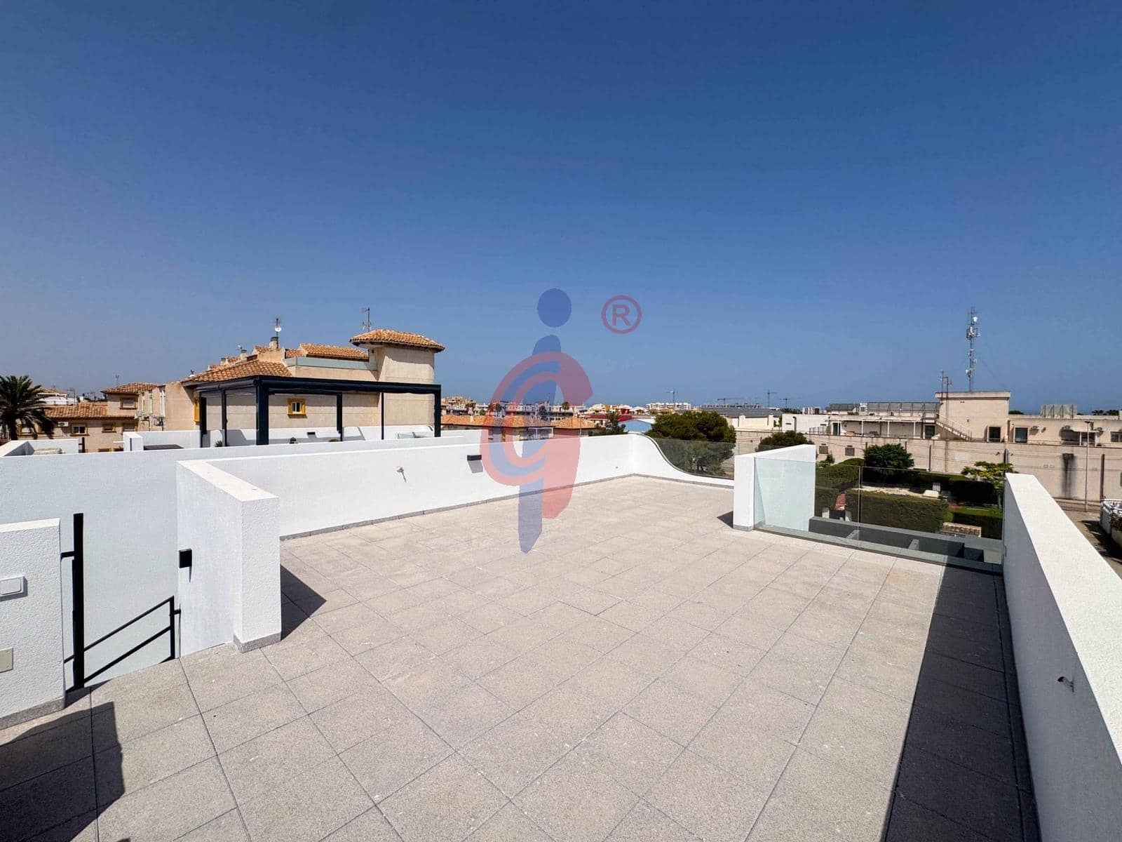 5 quarto Moradia para venda em Orihuela Costa com piscina garagem - 790 000 € (Ref: 9990803)