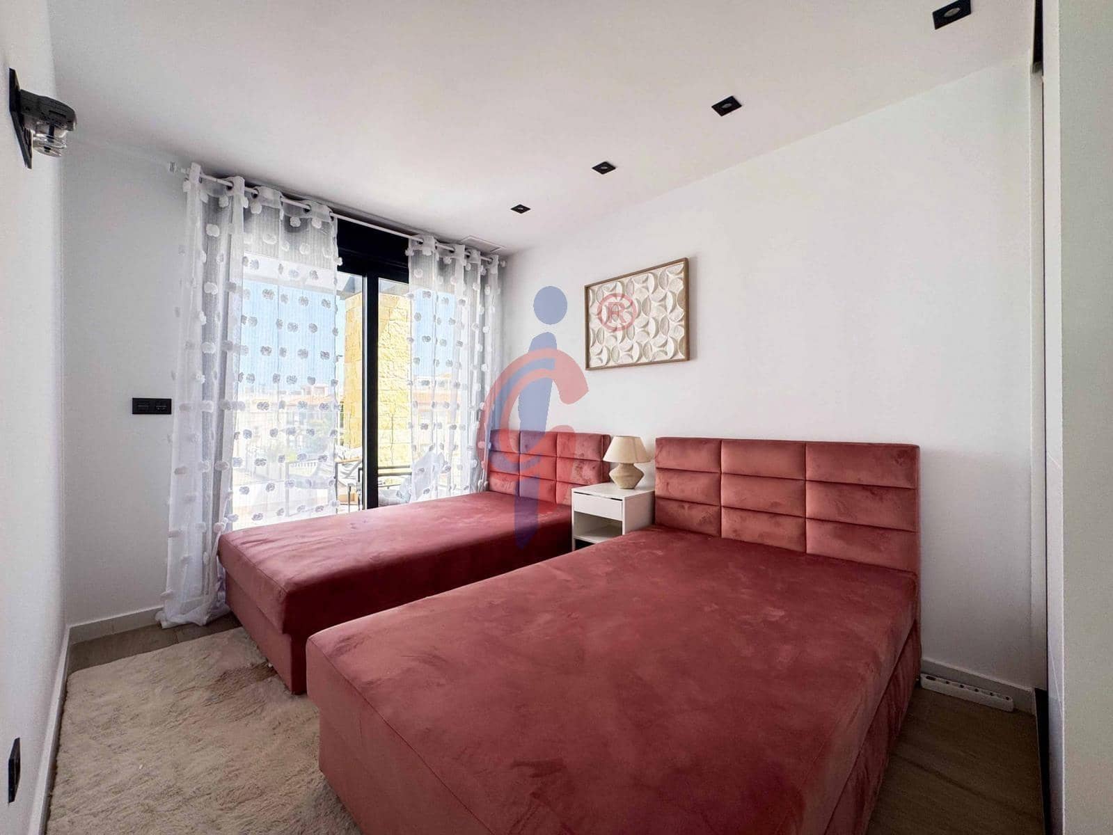 5 quarto Moradia para venda em Orihuela Costa com piscina garagem - 790 000 € (Ref: 9990803)