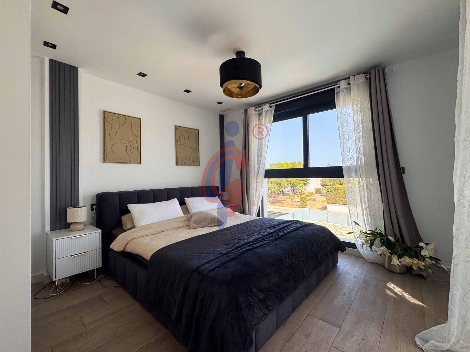 5 quarto Moradia para venda em Orihuela Costa com piscina garagem - 790 000 € (Ref: 9990803)