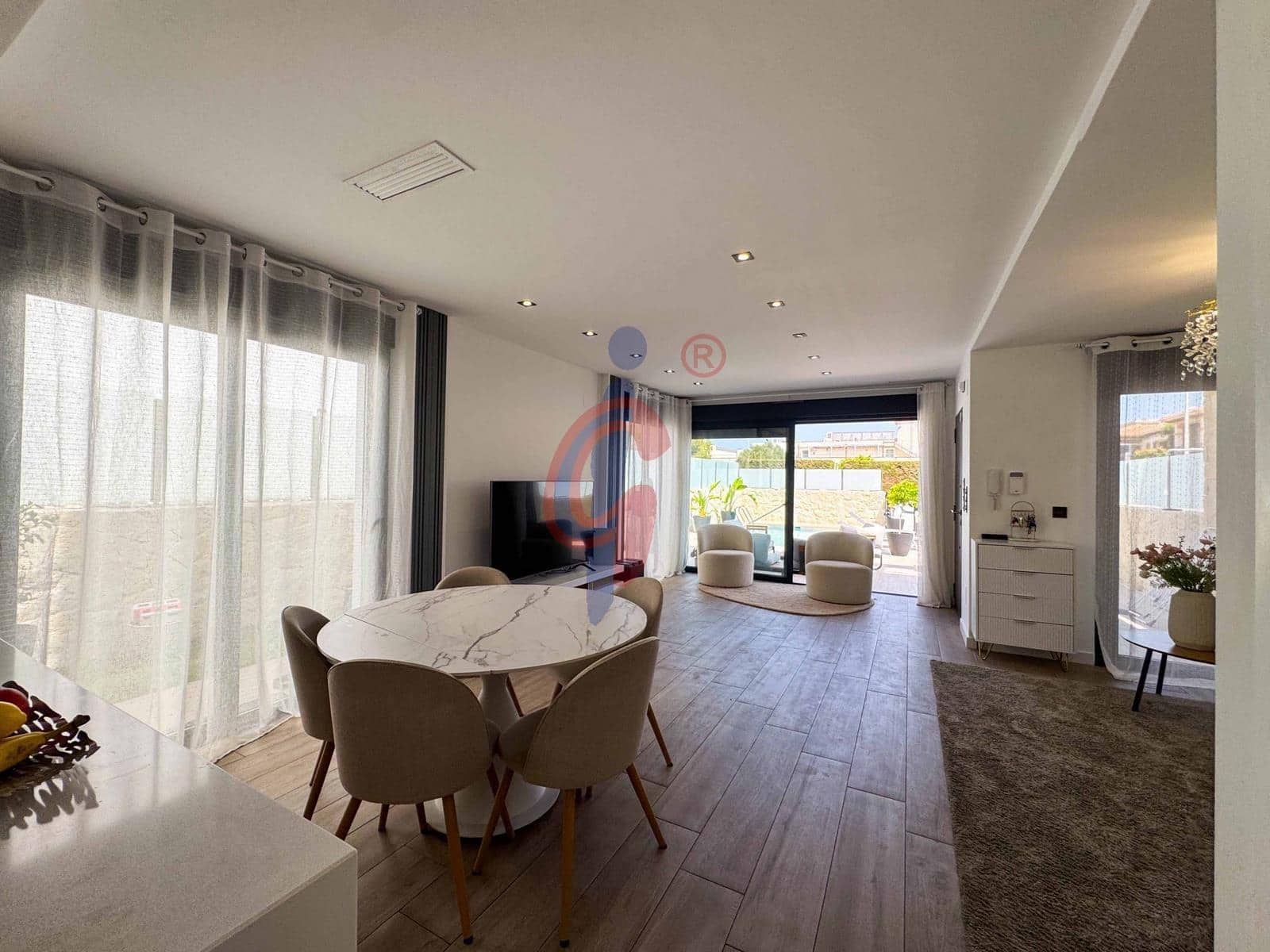 5 quarto Moradia para venda em Orihuela Costa com piscina garagem - 790 000 € (Ref: 9990803)