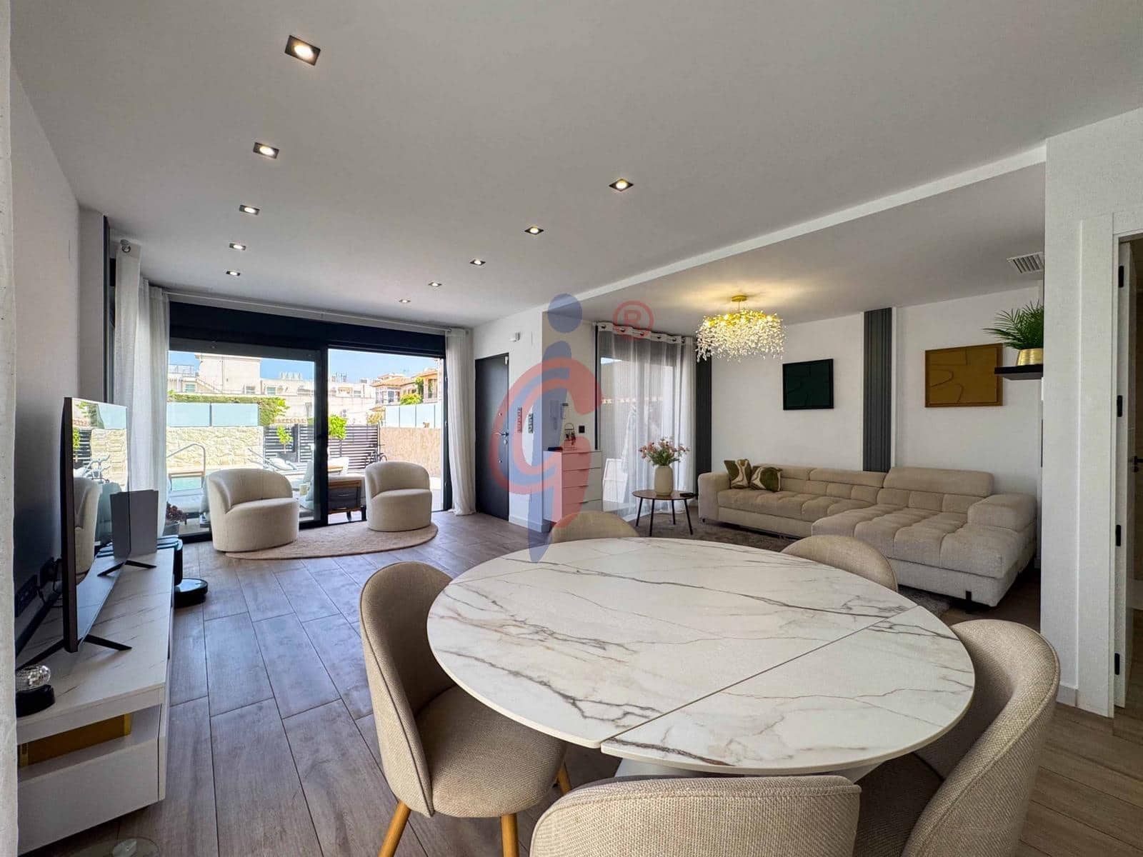 5 quarto Moradia para venda em Orihuela Costa com piscina garagem - 790 000 € (Ref: 9990803)