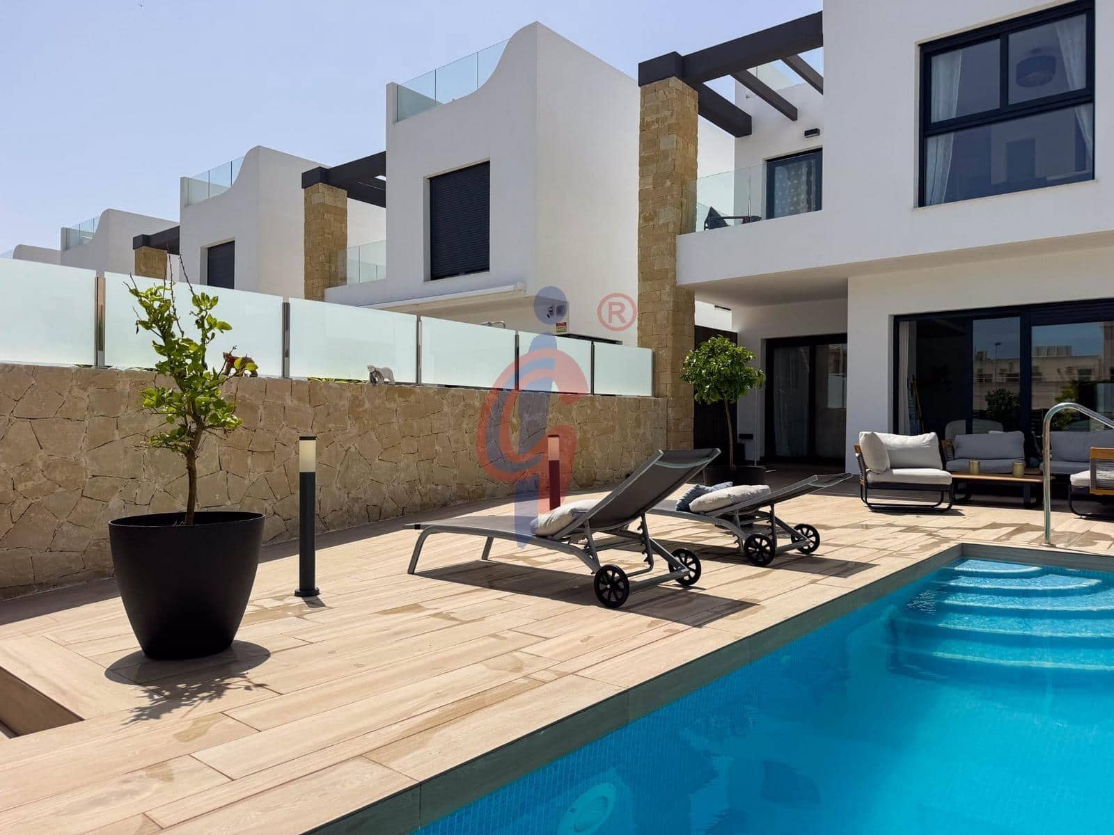 5 quarto Moradia para venda em Orihuela Costa com piscina garagem - 790 000 € (Ref: 9990803)