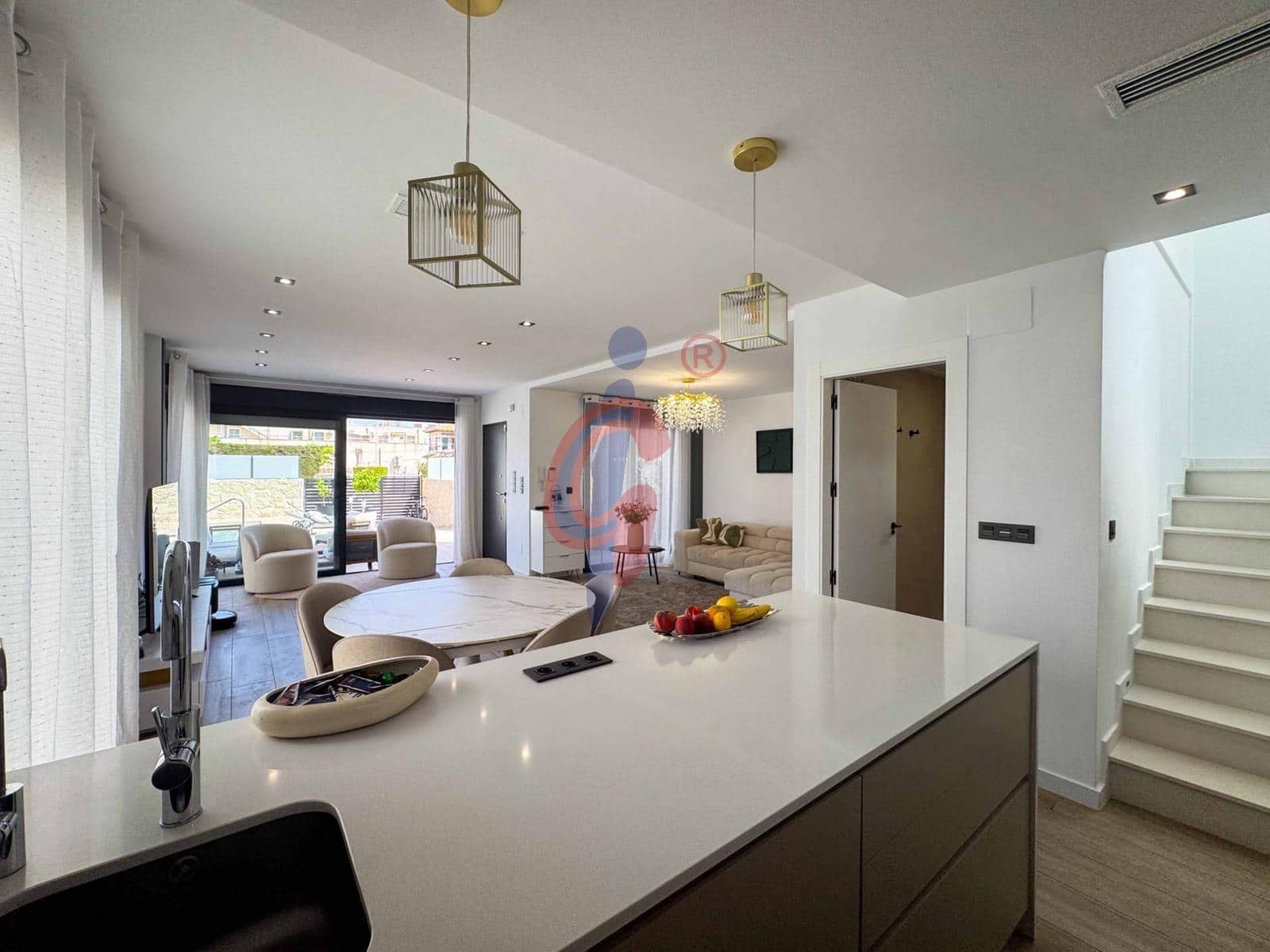 5 quarto Moradia para venda em Orihuela Costa com piscina garagem - 790 000 € (Ref: 9990803)