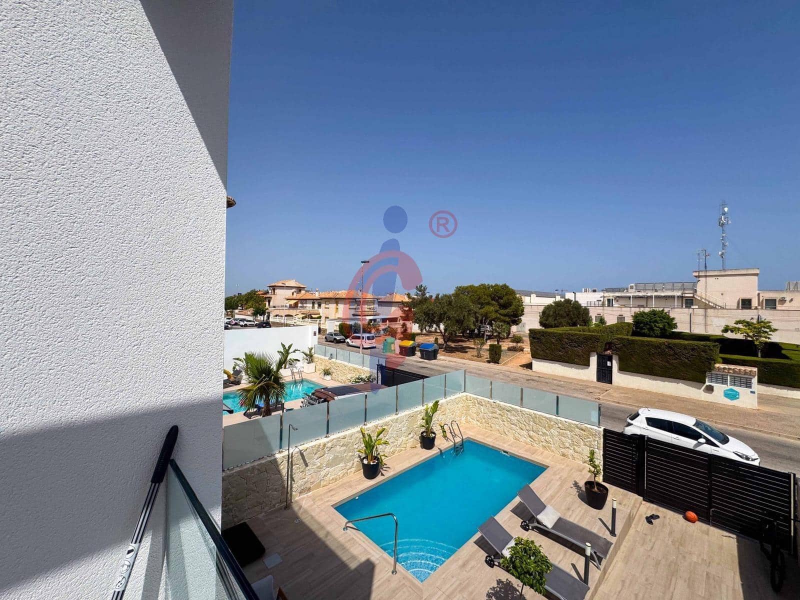 5 quarto Moradia para venda em Orihuela Costa com piscina garagem - 790 000 € (Ref: 9990803)