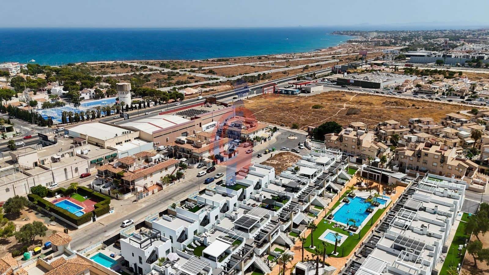 5 quarto Moradia para venda em Orihuela Costa com piscina garagem - 790 000 € (Ref: 9990803)