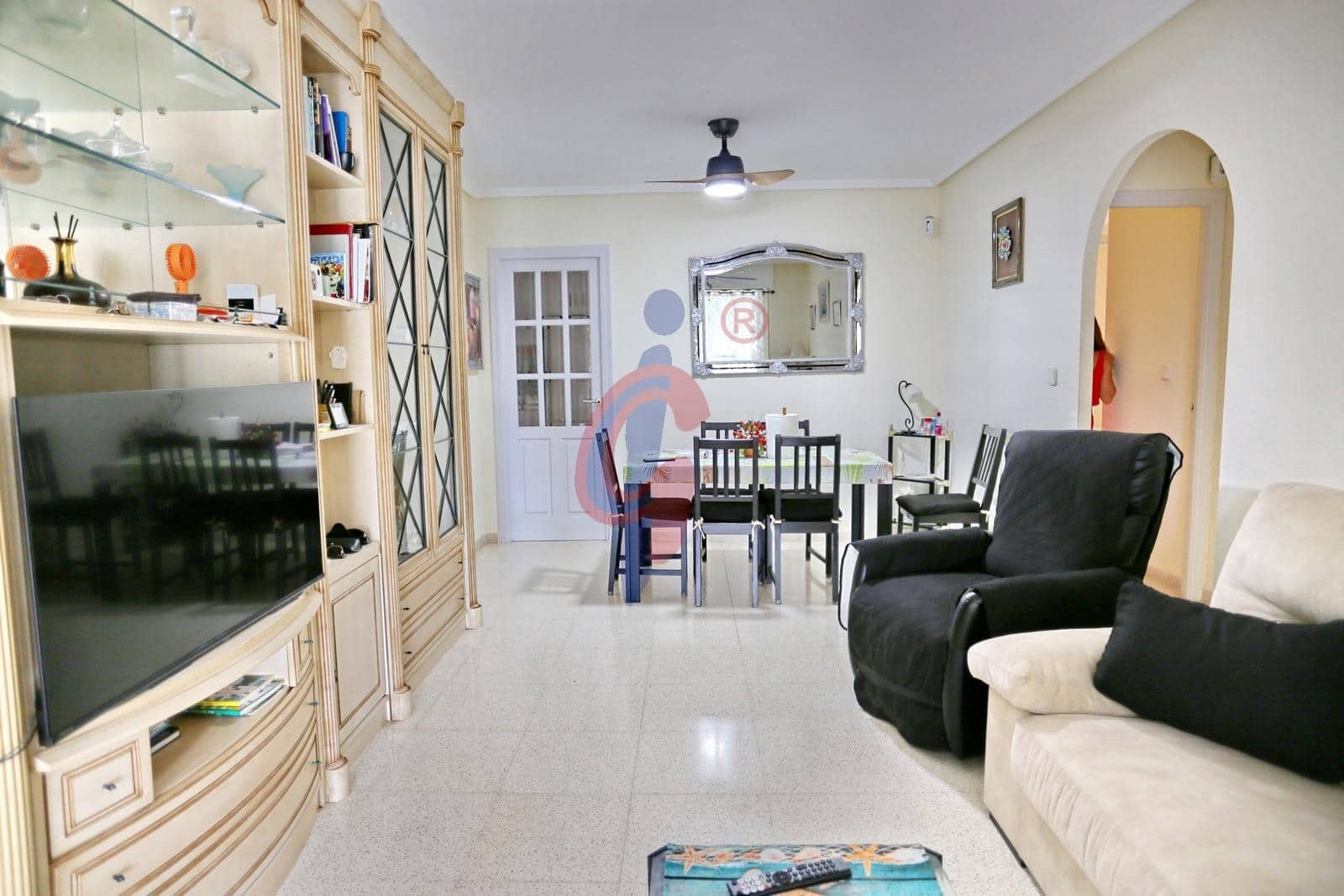 3 sypialnia Apartament na sprzedaż w Guardamar del Segura z basenem garażem - 330 000 € (Ref: 9994335)
