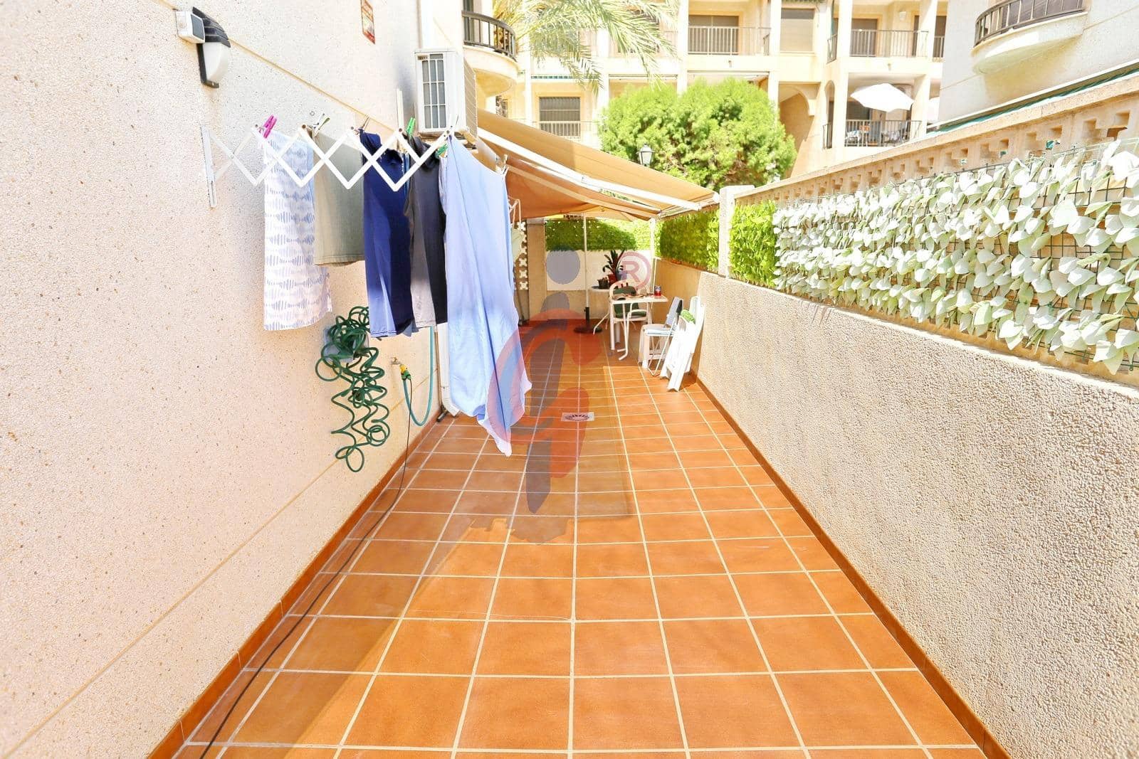 3 sypialnia Apartament na sprzedaż w Guardamar del Segura z basenem garażem - 330 000 € (Ref: 9994335)
