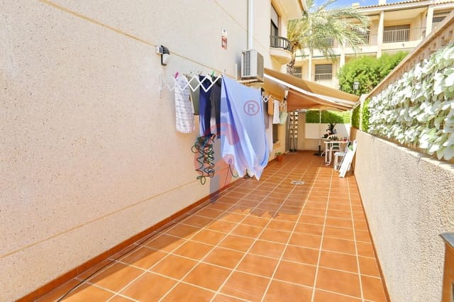 Apartamento de 3 habitaciones en Las Viñas, Guardamar del Segura en venta con piscina garaje - 330.000 € (Ref: 9994335)