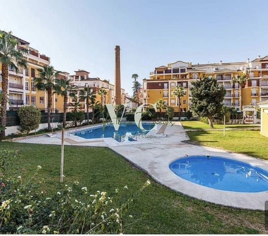 2 bedroom Apartment for rent in Torre del Mar, Vélez-Málaga with pool garage - € 900 (Ref: 10098637)