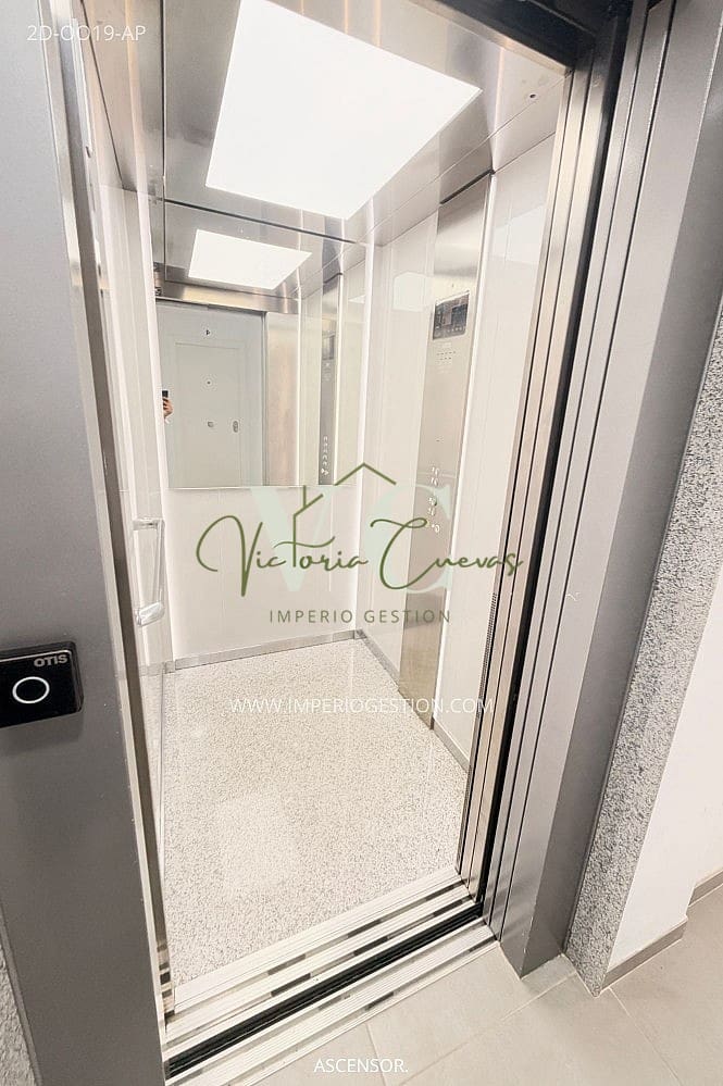 2 soverom Leilighet til salgs i Valle Niza med svømmebasseng garasje - € 399 000 (Ref: 10167462)
