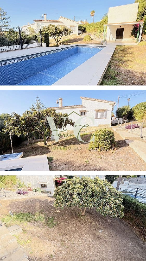 2 soverom Villa til salgs i Caleta de Velez med svømmebasseng garasje - € 470 000 (Ref: 10185473)