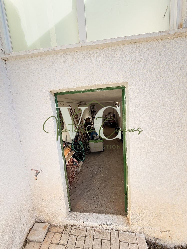 2 soverom Villa til salgs i Caleta de Velez med svømmebasseng garasje - € 470 000 (Ref: 10185473)