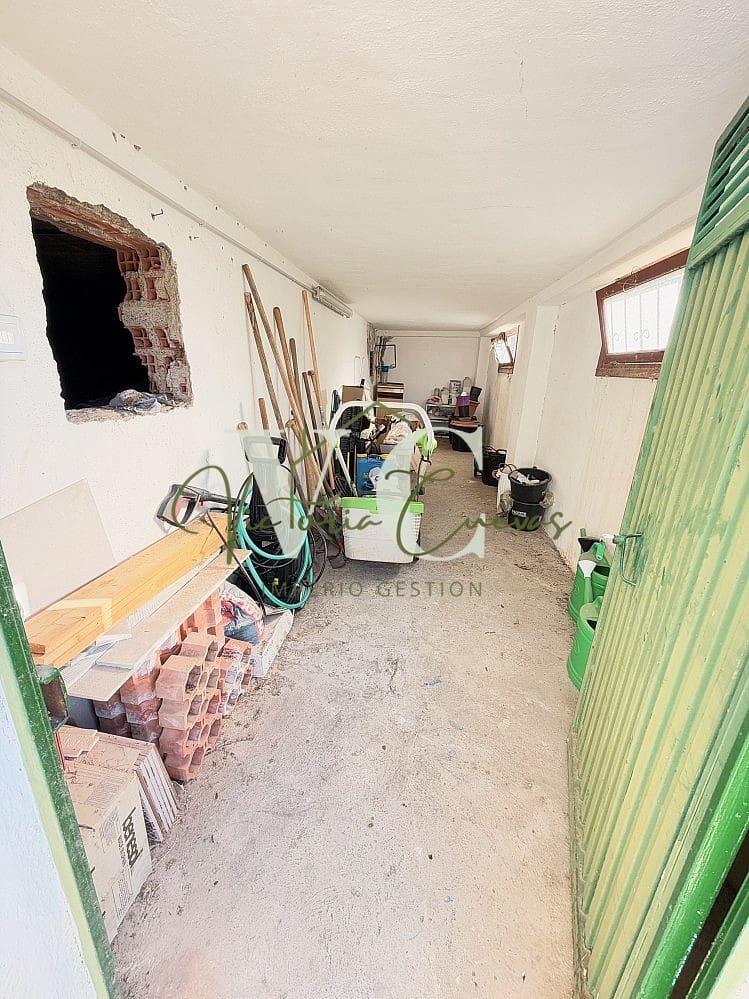 2 soverom Villa til salgs i Caleta de Velez med svømmebasseng garasje - € 470 000 (Ref: 10185473)