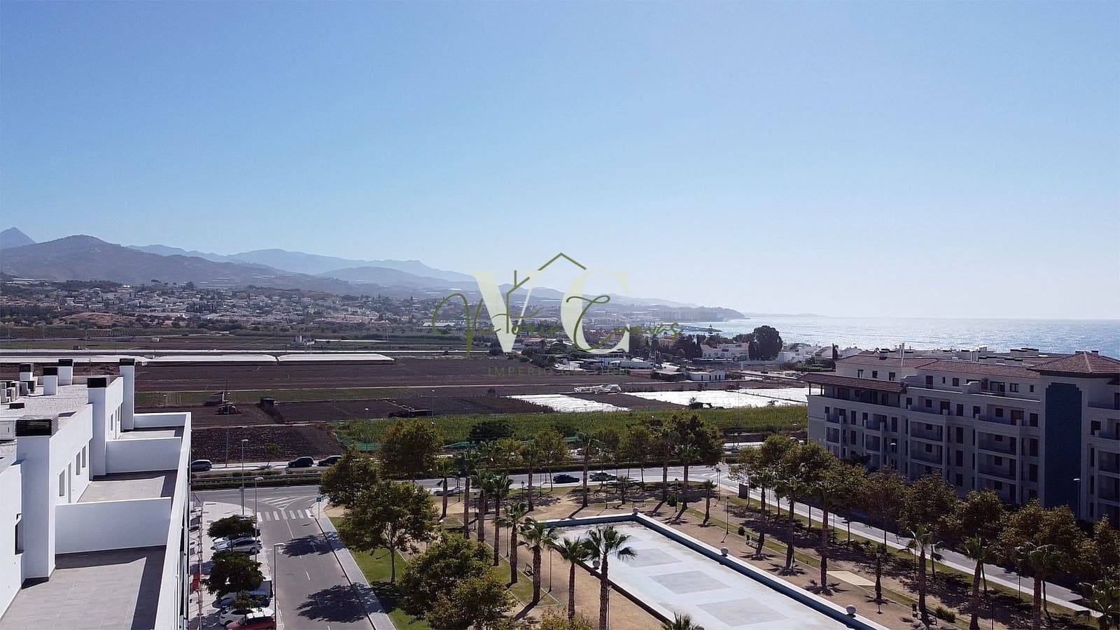 3 quarto Penthouse para venda em Torre del Mar com piscina - 465 000 € (Ref: 7734673)