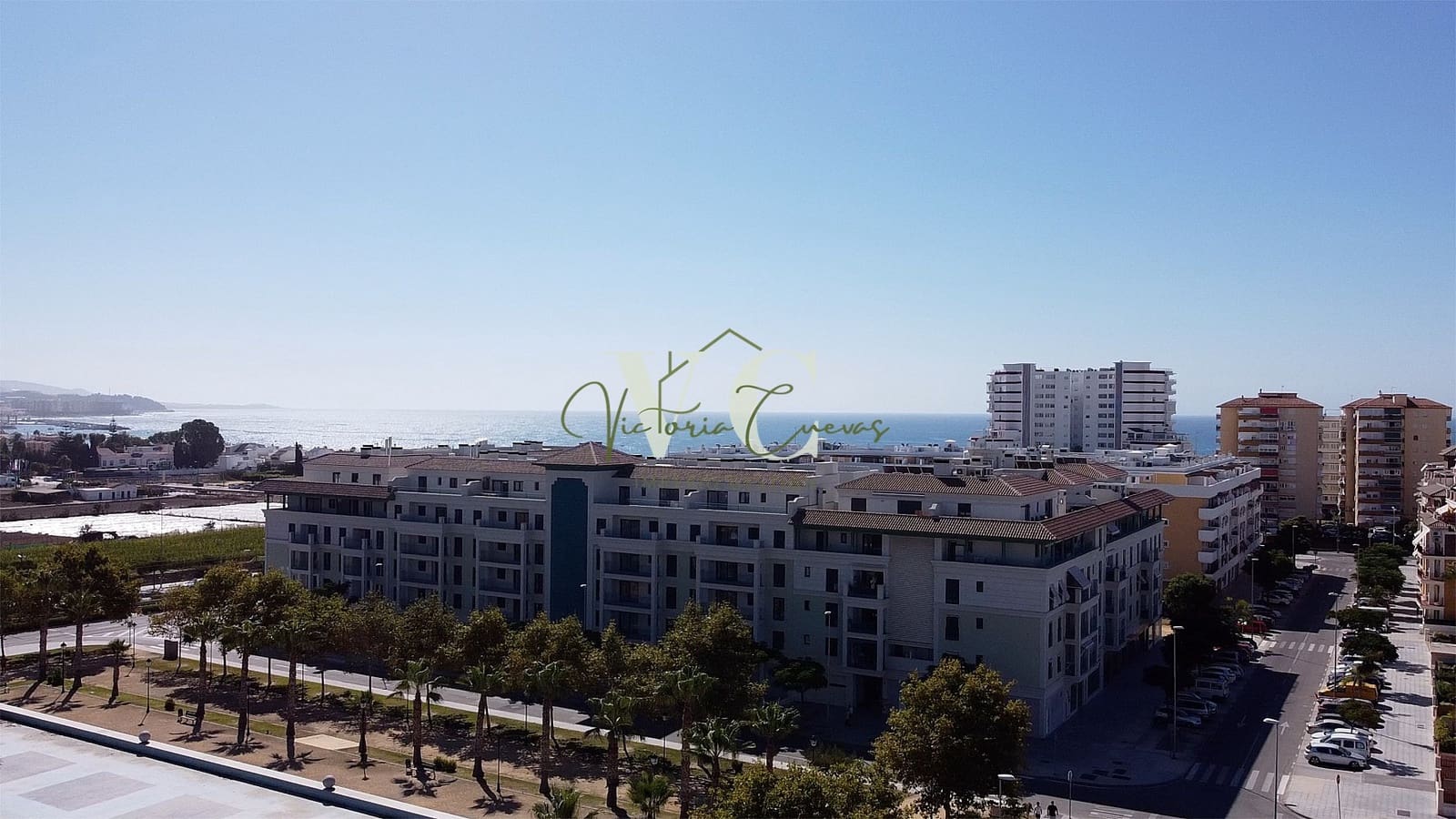 3 quarto Penthouse para venda em Torre del Mar com piscina - 465 000 € (Ref: 7734673)