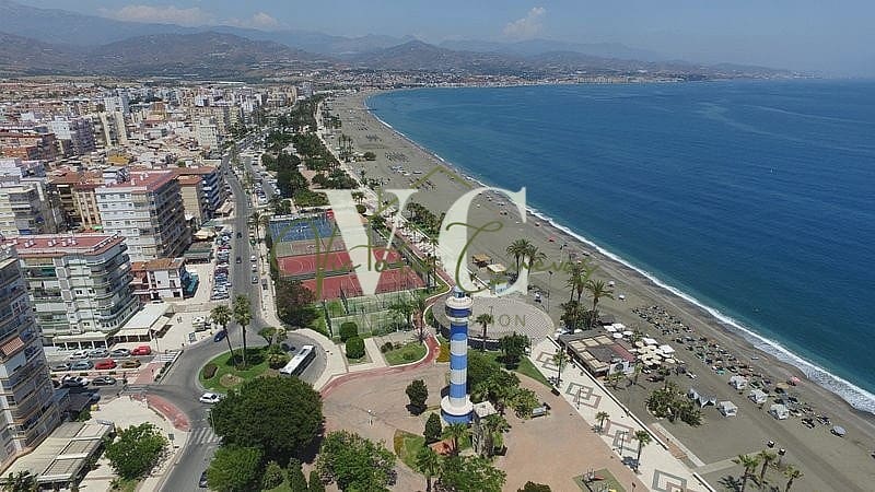 3 soveværelse Lejlighed til salg i Torre del Mar med swimmingpool - € 385.000 (Ref: 7734686)