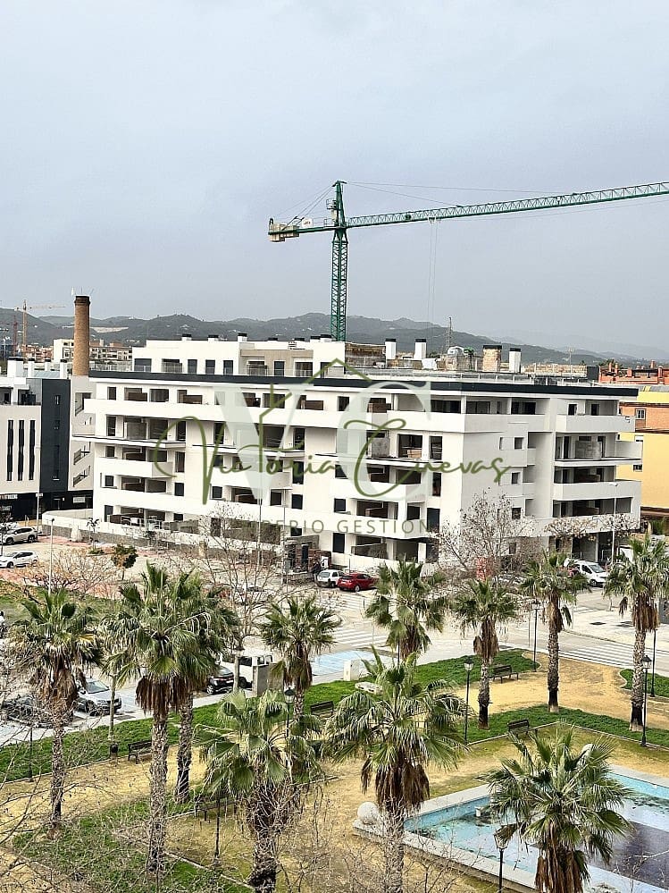 Apartamento de 3 habitaciones en Torre del Mar en venta con piscina - 385.000 € (Ref: 7734686)