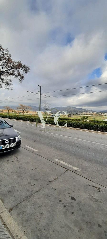 Erhverv til leje i Torre del Mar - € 490 (Ref: 7734693)