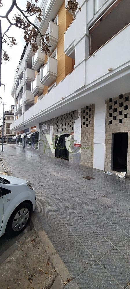 Erhverv til leje i Torre del Mar - € 490 (Ref: 7734693)