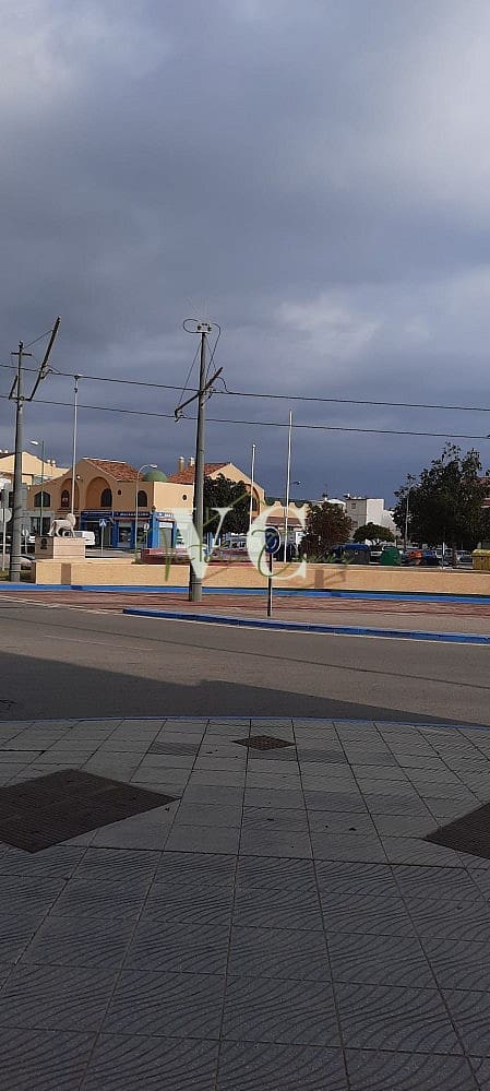 Erhverv til leje i Torre del Mar - € 490 (Ref: 7734693)