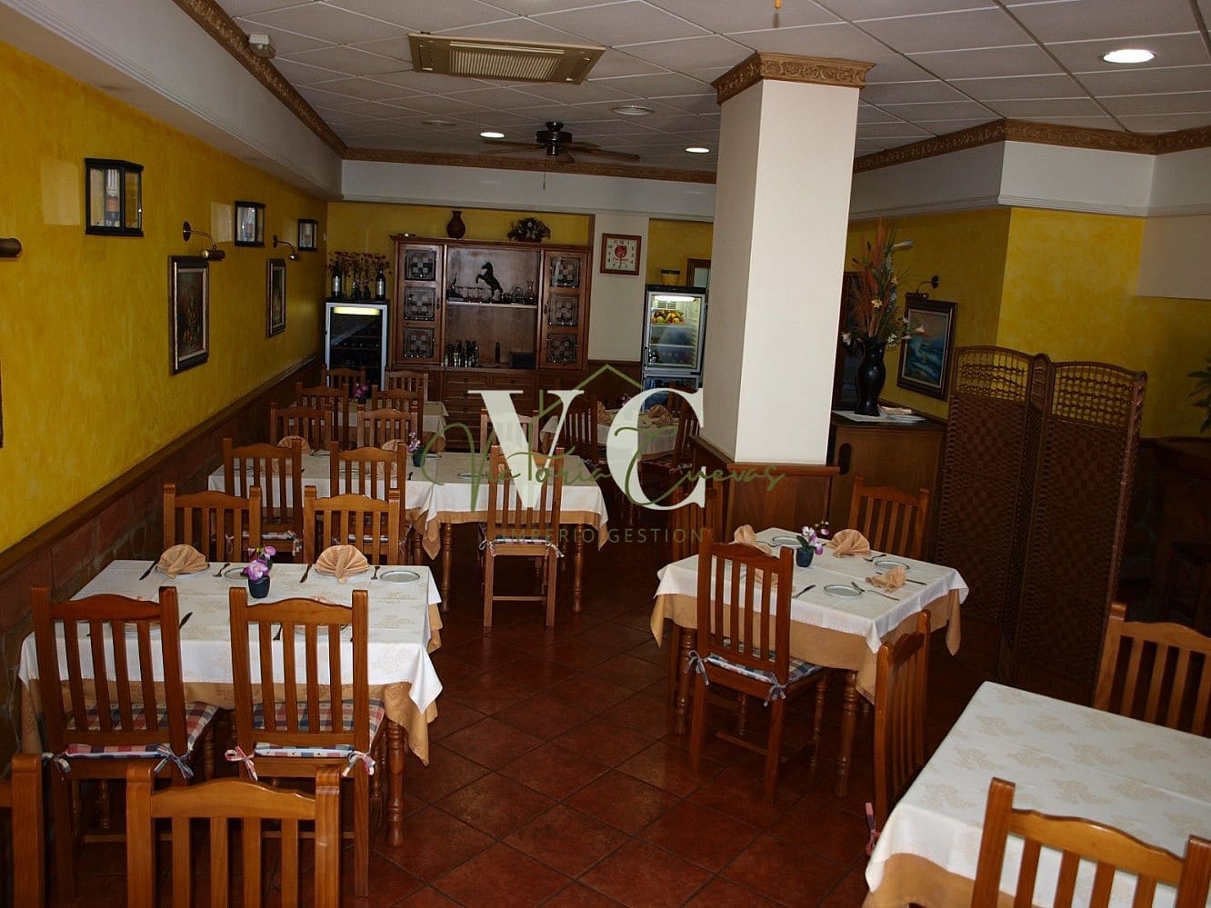 Kommersiell til salgs i Torrox-Costa - € 300 500 (Ref: 7891747)