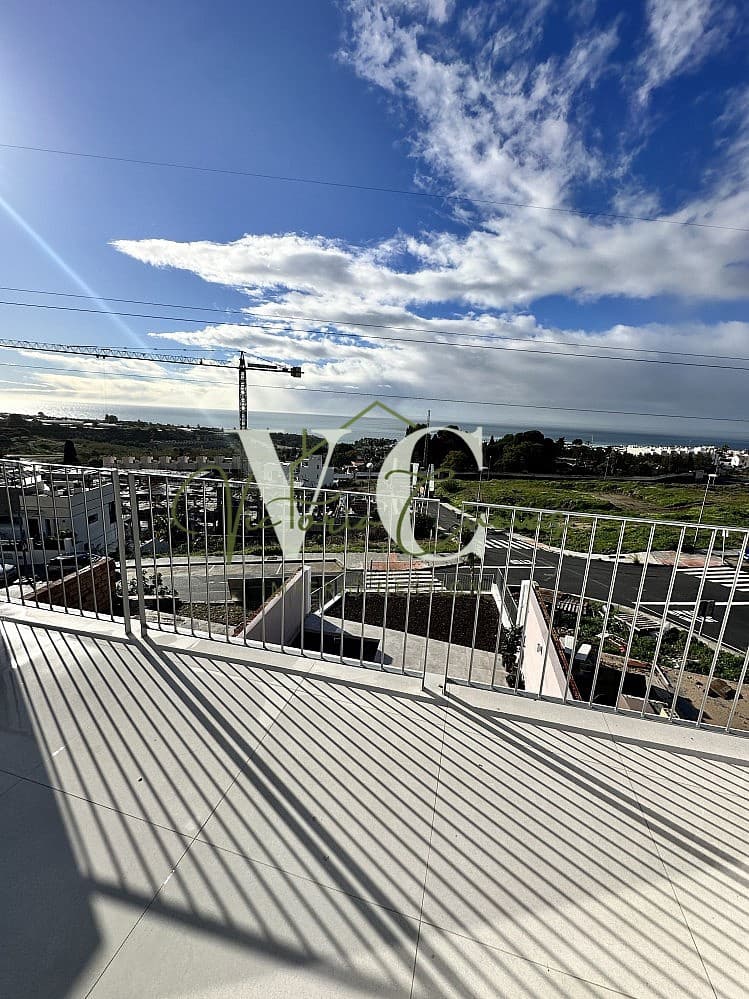 Huoneisto myytävänä paikassa Nerja mukana uima-altaan - 550 000 € (Ref: 8573077)