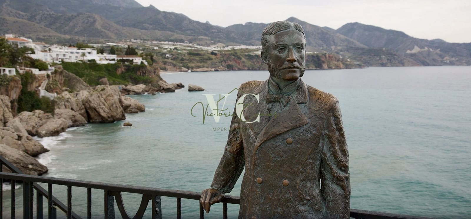 4 soveværelse Rækkehus til salg i Nerja med swimmingpool - € 650.000 (Ref: 8716391)