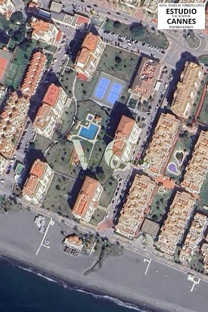 1 Zimmer Ferienstudio in Torrox mit Pool - 350 € (Ref: 8936060)