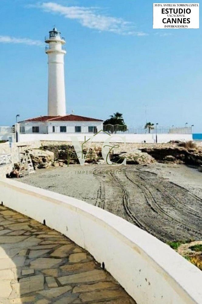 1 Zimmer Ferienstudio in Torrox mit Pool - 350 € (Ref: 8936060)